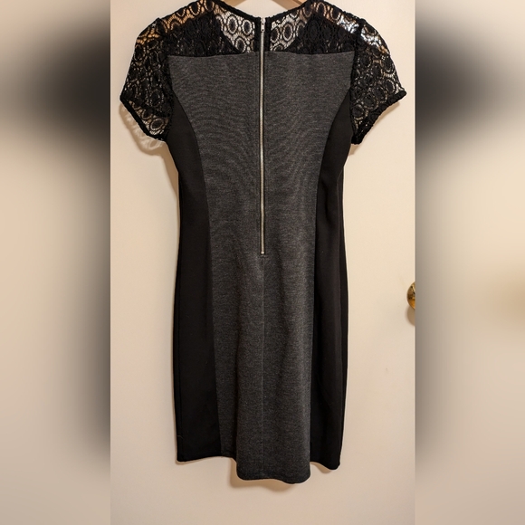 Black Lace Exposed Back Zipper Mini Sheath Dress - Small, EUC - Picture 4 of 8